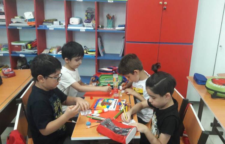 اموزش خوراکی های سالم و ناسالم درکلاس اجرا شد 1