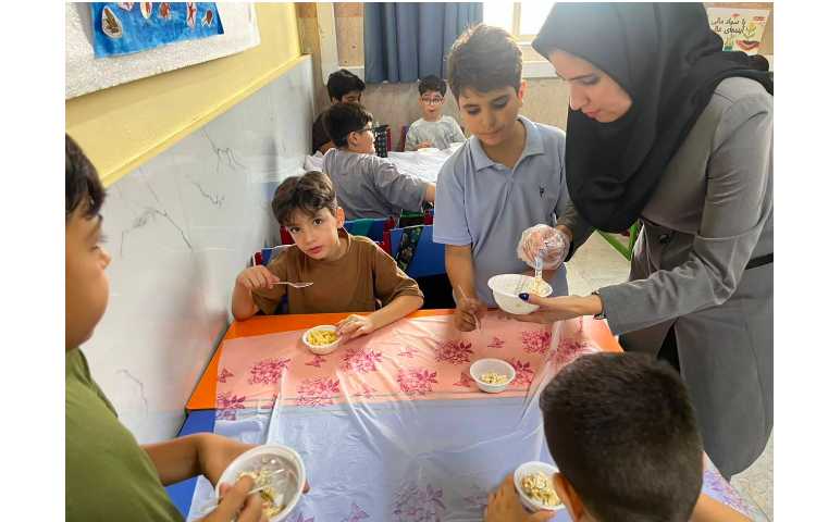 اموزش مبحث خوشمزه ی مخلوط و محلول همراه با تهیه ی سالاد ماکارانی 7