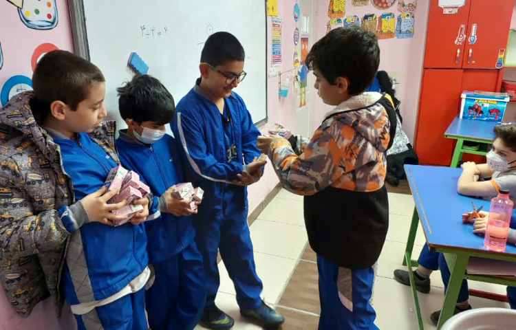 اموزش و تمرین تقسیم با دست ورزی