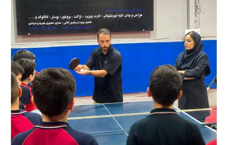 اموزش گارد گرفتن و ضربه زدن