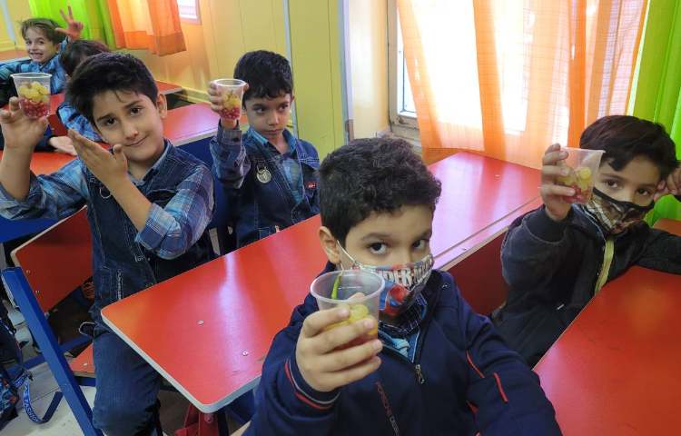 :انار و انگور برای تثبیت نشانه اَ، کلاس انگور 3