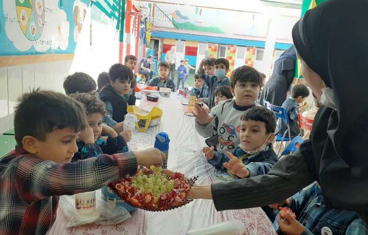 :انار و انگور جهت ایجاد انگیزه نشانه اَ 2