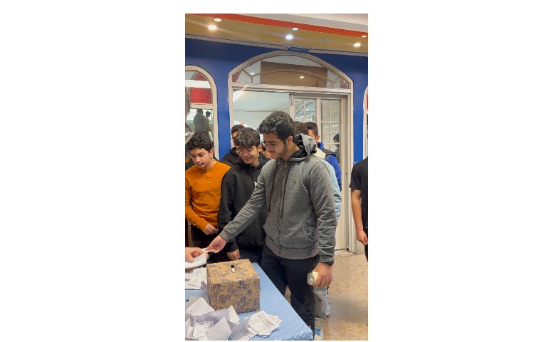 انتخابات شورای دانش آموزی و معرفی کاندیدا 3