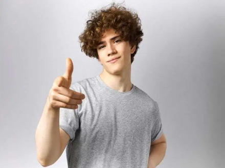 انتخاب الگو در دوران نوجوانی