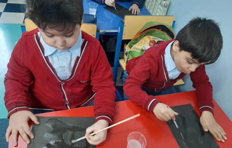 انجام آزمایشات جالب به مناسبت هفته علوم و پژوهش 5