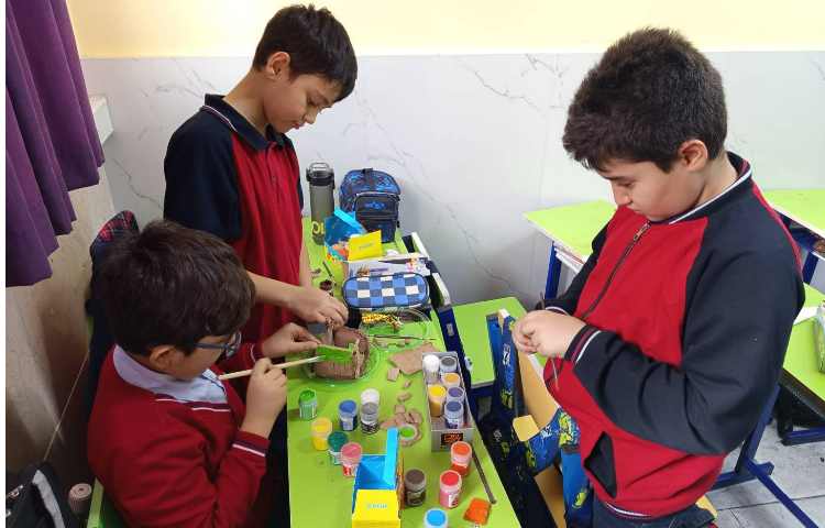 انجام آزمایش سنگ های آذرین و سنگ های دگرگون 11