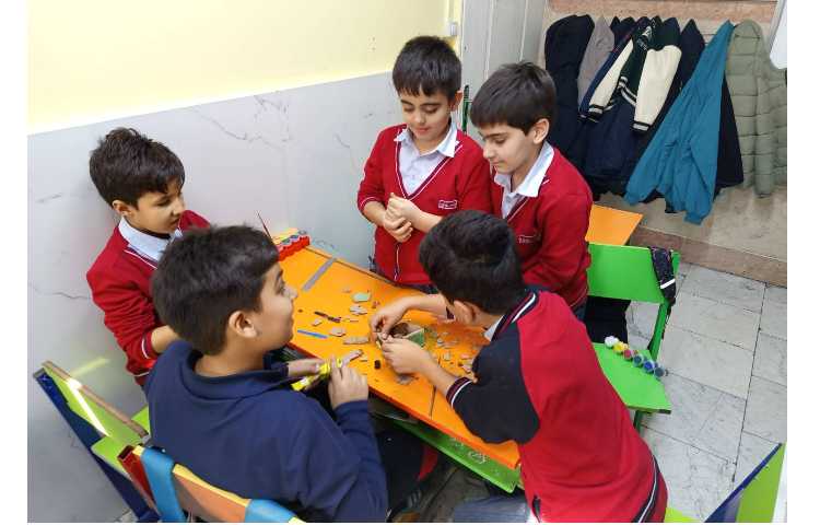 انجام آزمایش سنگ های آذرین و سنگ های دگرگون 8