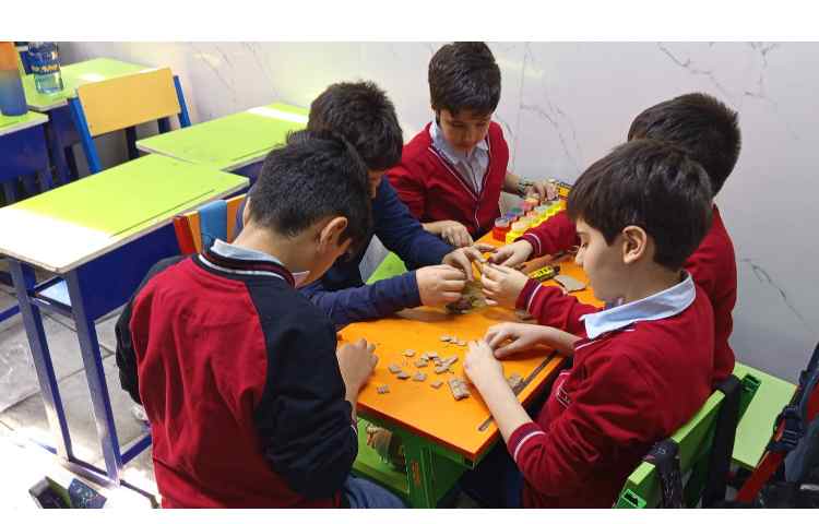 انجام آزمایش سنگ های آذرین و سنگ های دگرگون