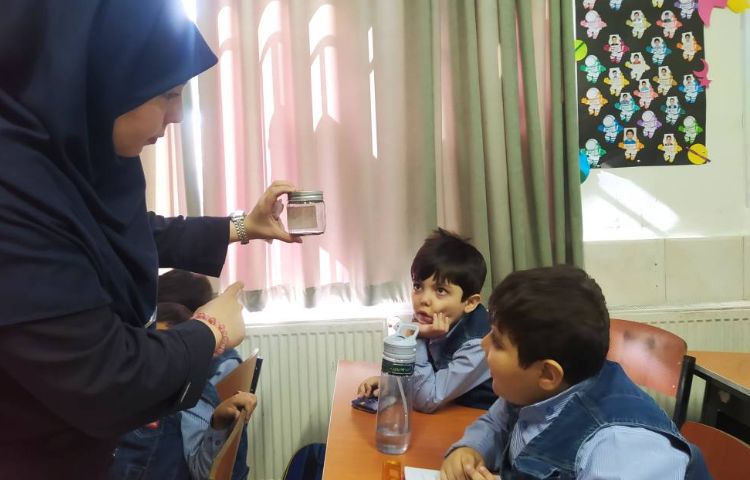 انجام آزمایش علوم ، آب و هوای سالم و ناسالم