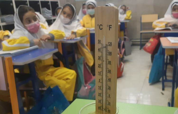 انجام آزمایش علوم 3