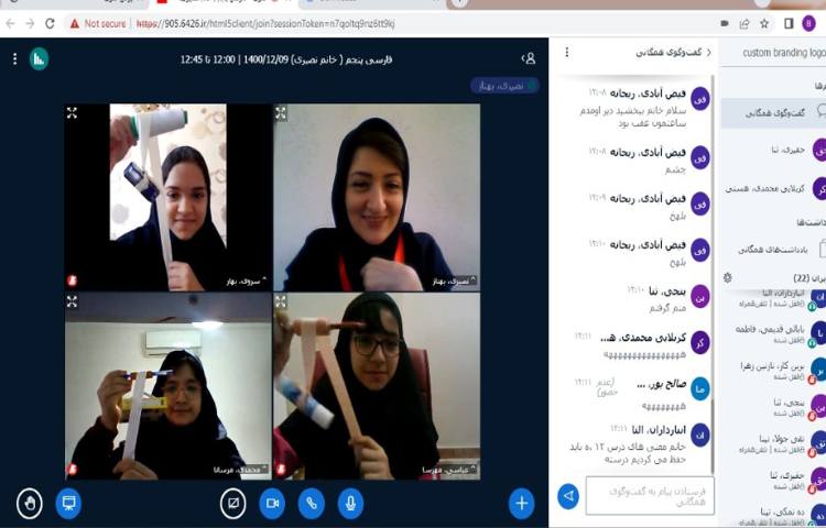 انجام آزمایش قرقره با همکاری دانش آموزان 5