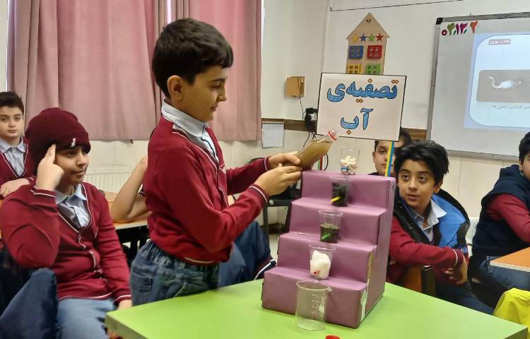 انجام آزمایش و مشاهده‌ی مراحل تصفیه‌ی آب 7