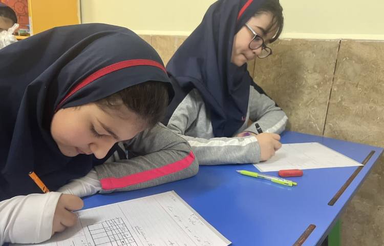 انجام ارزشیابی دوره ای برای امادگی امتحانات نوبت اول 3