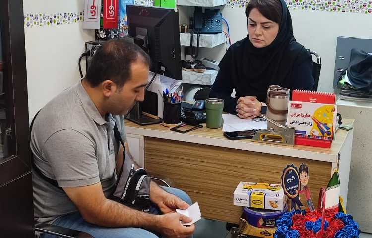 انجام امور سرویس و تکمیل پرونده دانش آموزان 2