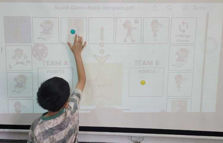 انجام بازی های خلاقانه و جذاب برای تمرین و تکرار فعل های حرکتی 3