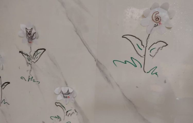 انجام بازی هدفمند و خلاقانه برای یادگیری بهتر کلمات و صدای درس جدید 3