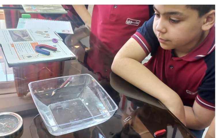 انجام تعدادی از فعالیت های کتاب علوم فصل های 6،7،9و 10 5