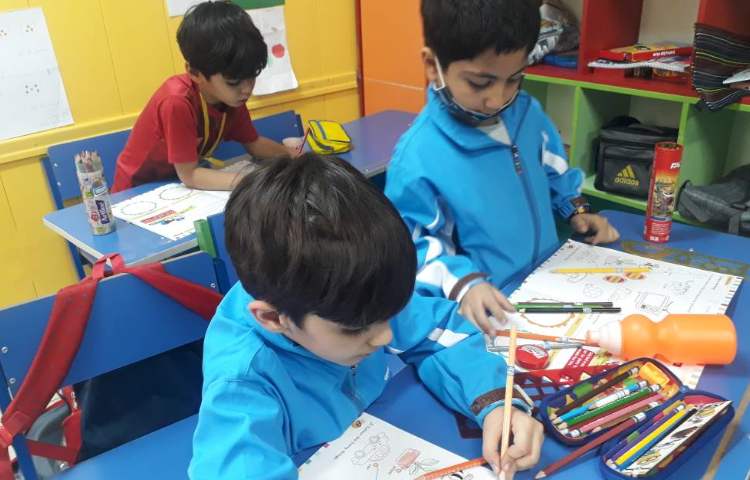 :انجام تمارین science (living/nonliving) 3