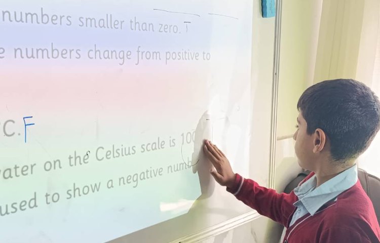 انجام تمرینات ریاضی در زنگ ریاضی به زبان انگلیسی 3