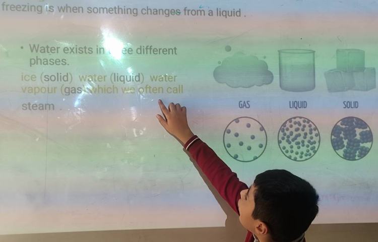 انجام تمرینات مربوط به حالات ماده در زنگ علوم 2