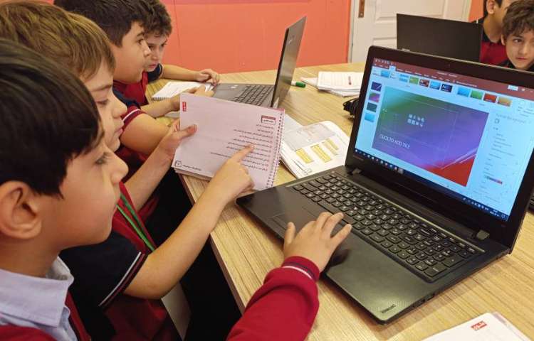 انجام تمرین صفحه 29 کتاب رایانه، دیزاین پس زمینه اسلایدها 6