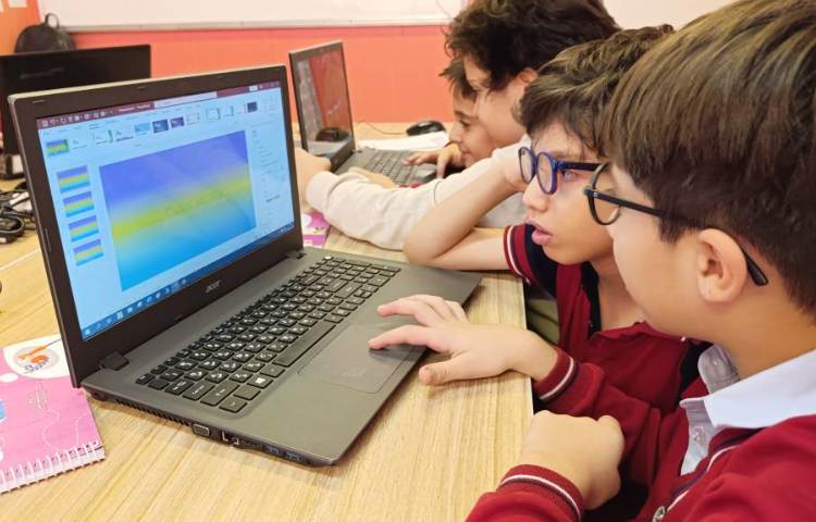 انجام تمرین صفحه 29 کتاب رایانه، دیزاین پس زمینه اسلایدها