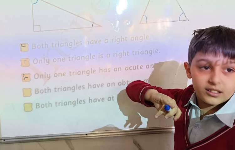 انجام تمرین‌های کتاب در زنگ Math 1