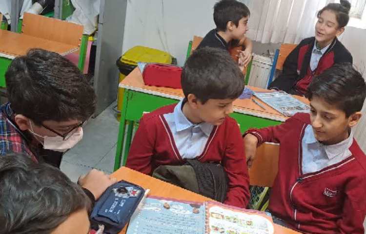 انجام تمرین کتاب با بازی 1