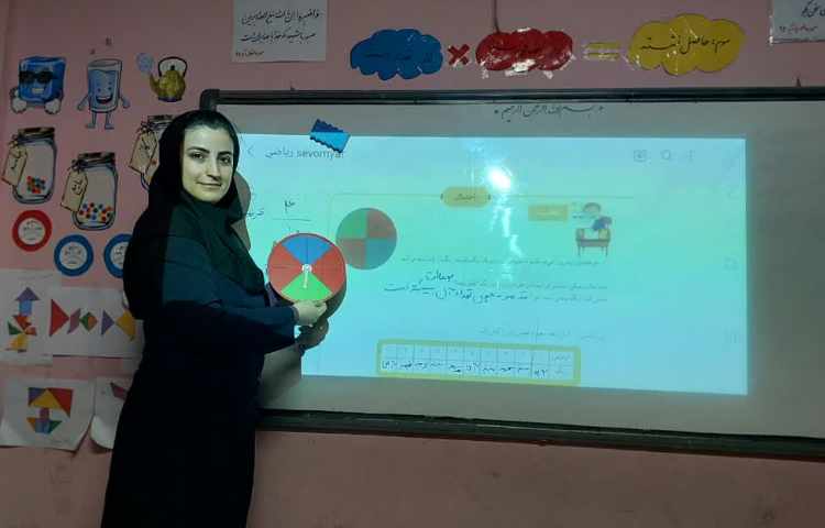 انجام تمرین کتاب با تاس و چرخنده 1