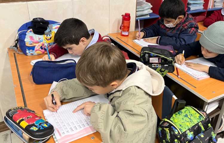 انجامِ ALV Notebook در کلاس-زنگ زبان عمومی