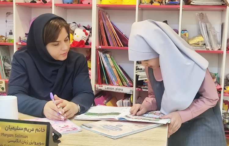 انجام سنجش تصادفی زبان انگلیسی توسط سوپروایزر زبان 6