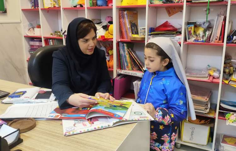 انجام سنجش تصادفی زبان انگلیسی توسط سوپروایزر زبان