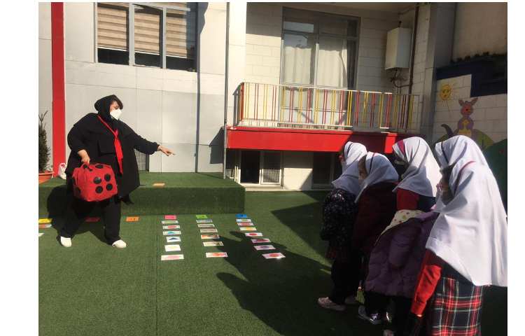 انجام طرح غوطه وری یا Immersion method در زنگها تفریحی 6