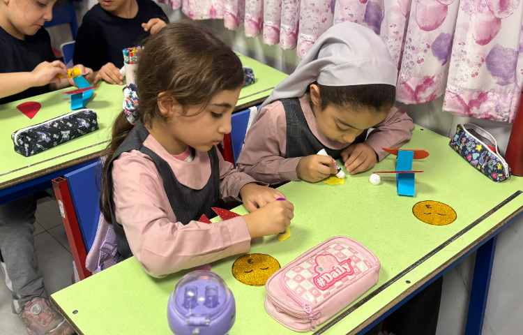 انجام فعالیتهای مربوط به روز جهانی دوستی