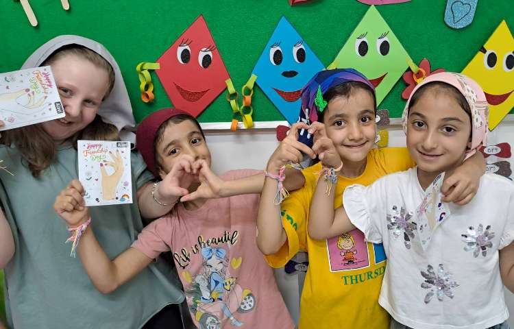 انجام فعالیتهای مربوط به روز جهانی دوستی