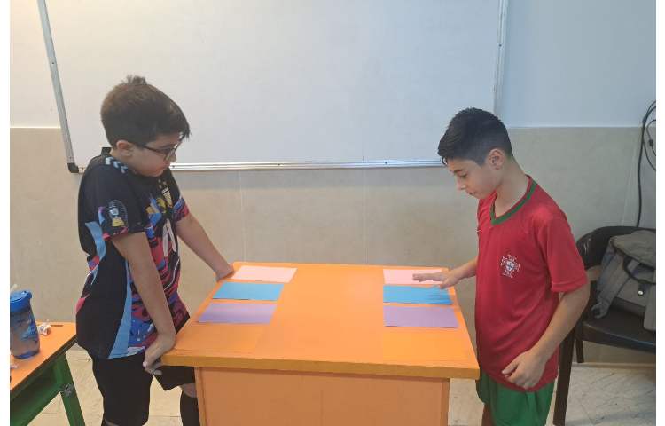 انجام فعالیت don't touch the color برای مرور مطالب 2