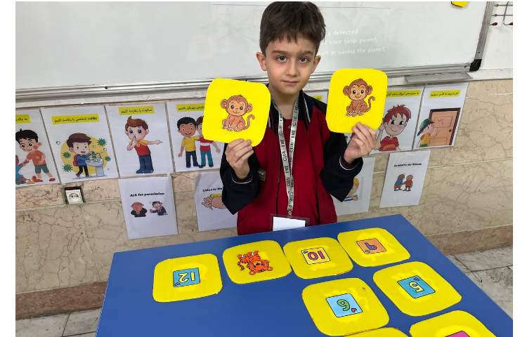 انجام فعالیت puzzle جهت مرور لغات مرتبط با حیوانات از کتاب science 2