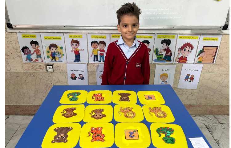 انجام فعالیت puzzle جهت مرور لغات مرتبط با حیوانات از کتاب science 5