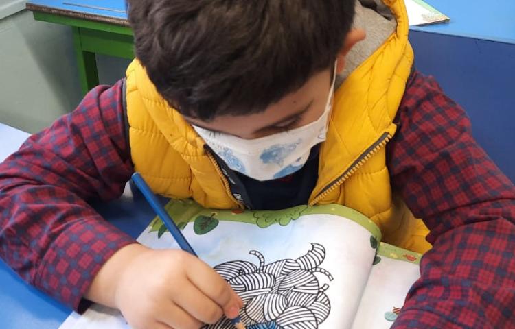 انجام فعالیت خوانداری و نوشتاری پیش دبستان 5