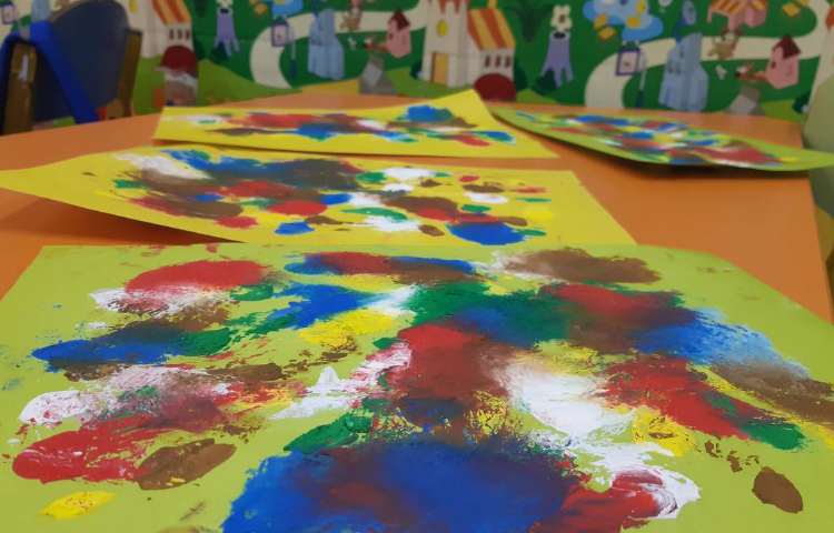 انجام فعالیت دست‌ورزی-زنگ زبان عمومی 1