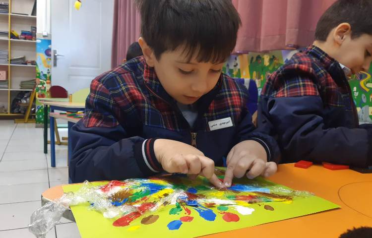 انجام فعالیت دست‌ورزی-زنگ زبان عمومی 3