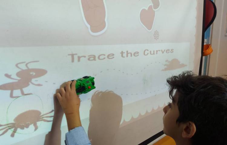 انجام فعالیت دست ورزی همراه گل پسرای عزیزم 1