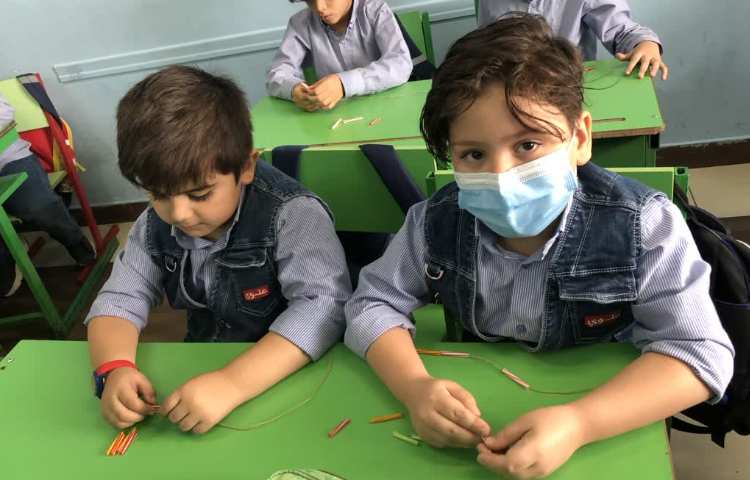 انجام فعالیت دست ورزی 1