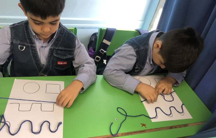 انجام فعالیت دست ورزی 1