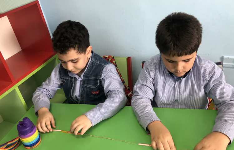 انجام فعالیت دست ورزی 4