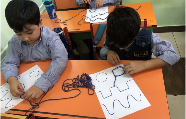 انجام فعالیت دست ورزی 4