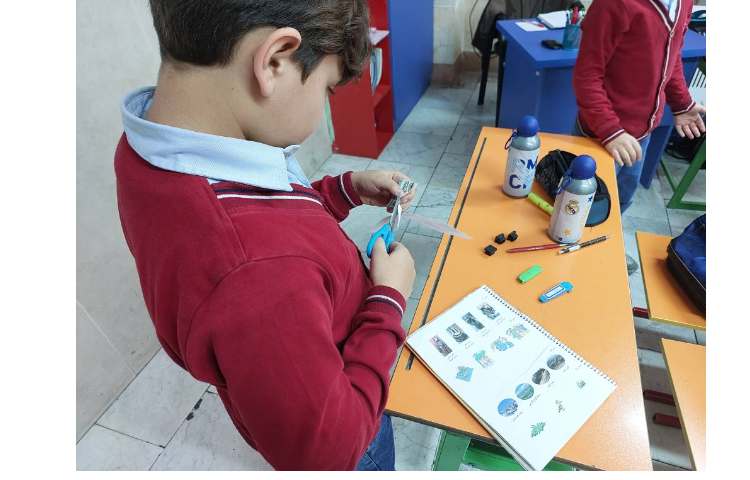 انجام فعالیت عملکردی درس مطالعات اجتماعی در جهت تثبیت درس و نکته های مهم 4