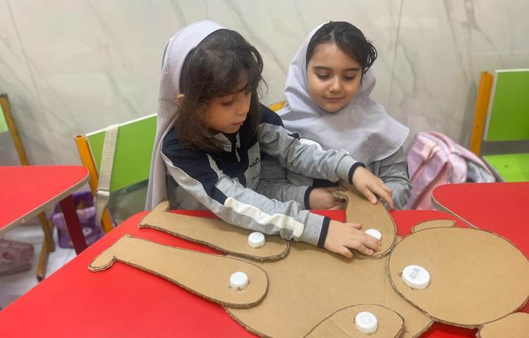 انجام فعالیت مربوط به Parts of body 1