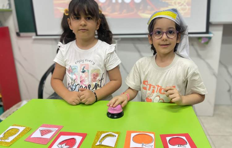 انجام فعالیت مربوط به Speaking 1