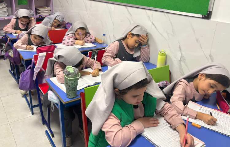 انجام فعالیت مربوط به Blending 2